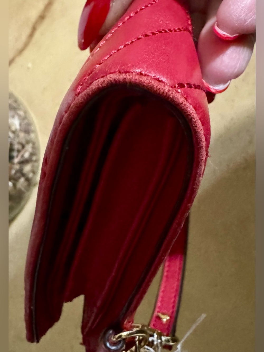 Michael Kors Red Quilted Heart Wristlet Clutch with Gold Logo EUC - Picture 8 of 11